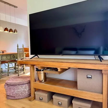 With Piano, Fireplace & Dream Bed Apartament *